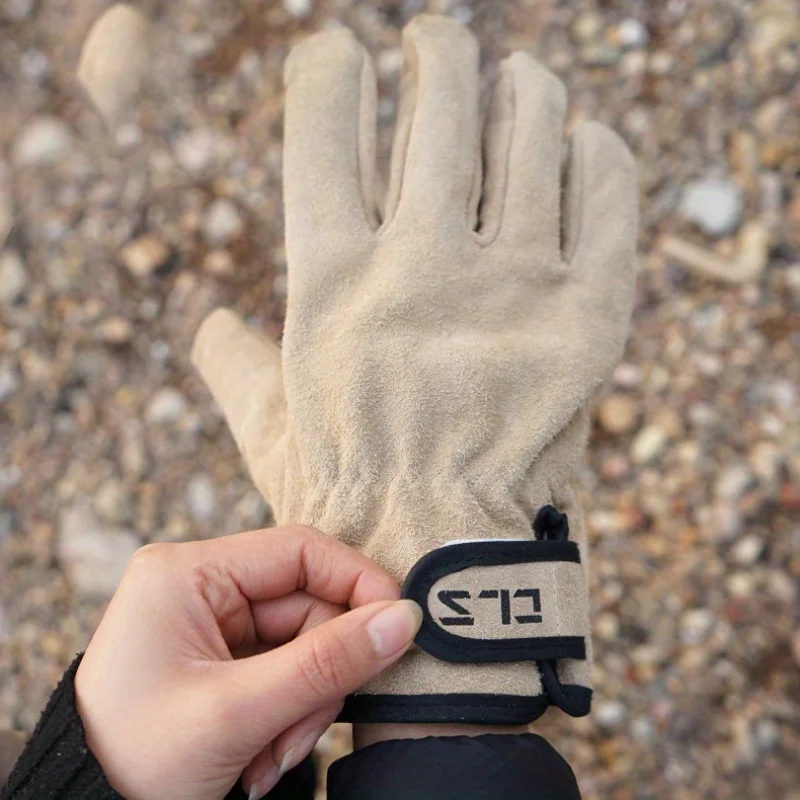 معدات التخييم في الهواء الطلق نزهة قفازات واقية، النار الشواء جلد البقر المضادة للحرارة العزل الحراري سميكة ارتداء قفازات واقية