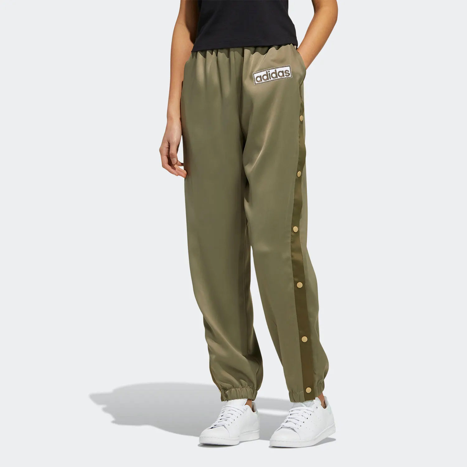 

Женские повседневные спортивные брюки Adidas Originals Trefoil New Season HC6571