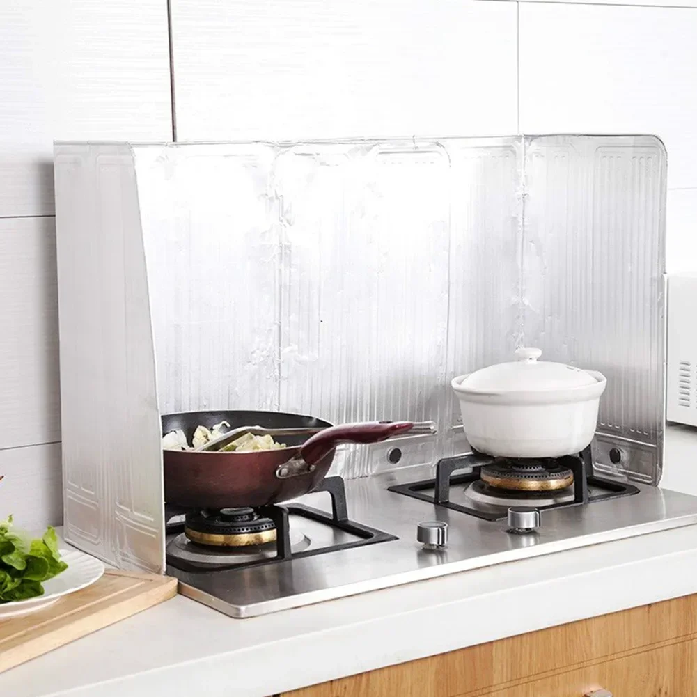 Gas Stove Baffle Plate Screen, Insulated Aluminum Foil, Oilsplash Guard for Kitchen, Effective Heat Insulation, 90 * 50 cm