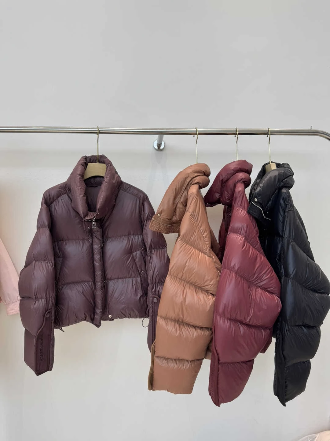 

Winter Zipper Short Loose Thickening Jacket Outwears Female 90 White Duck Down Jacket Women Stand Collar Warm Solid Parker Coat