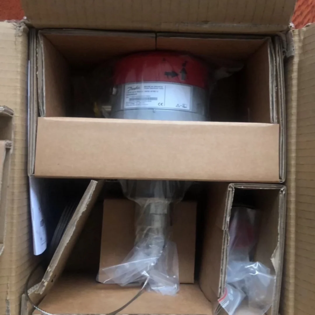 

Датчик уровня аммиака DANFOSS AKS4100U 084H4521