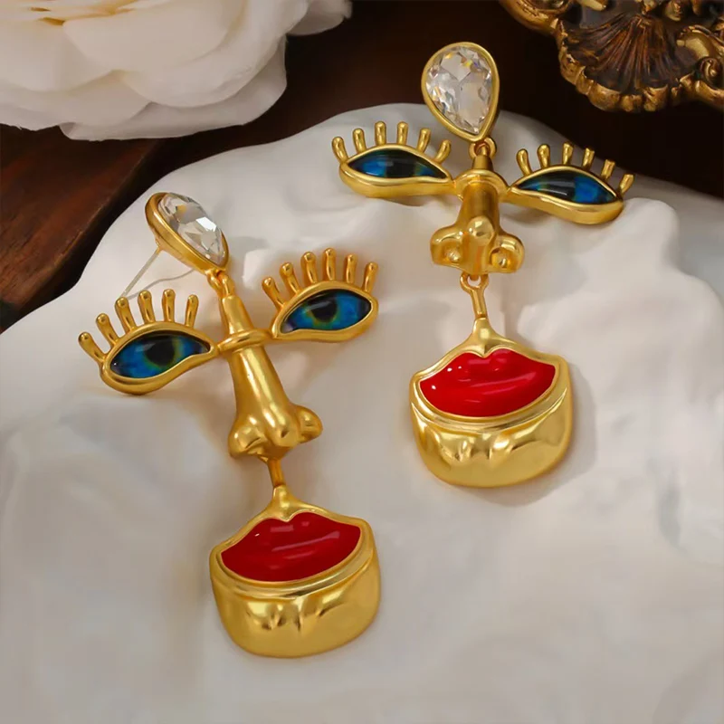 Vintage Blue Eye Red Lippe Drop Dangle Earrings Gold Color Artistic Statement Earrings Women's Fun Bold Party Jewelry