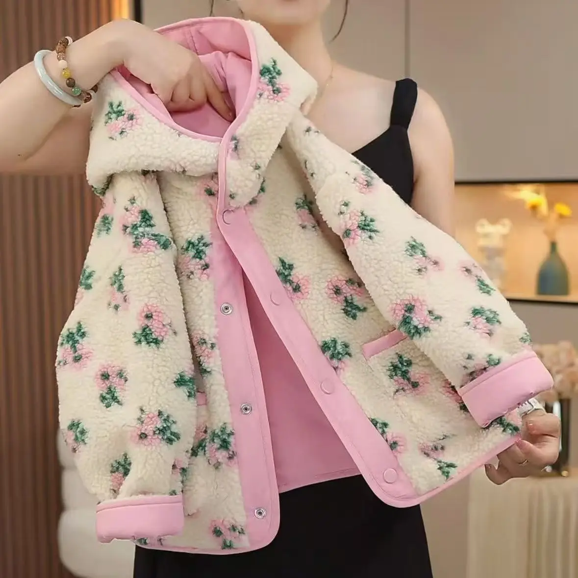 

Girls' Autumn/Winter Cotton Jacket 2025 New Plush Coat For Baby Girls Cute And Stylish Warm Outerwear Jacket