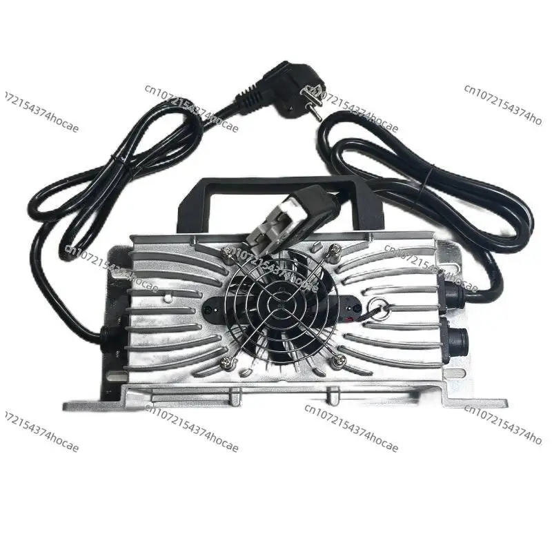 다양한 고전력 방수 리튬 배터리 충전기 RV 지게차 지능형 고속 충전 차량 12-72V 30A를 신속하게 사용자 정의하십시오.