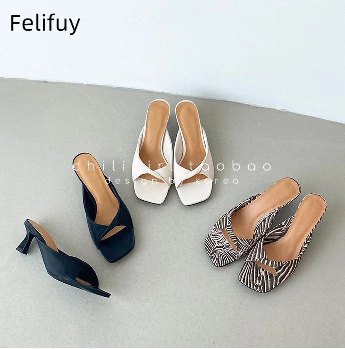 

Модные женские тапочки на массивном каблуке, летняя уличная одежда, универсальный тонкий каблук с квадратной головкой, сексуальный открытый носок, простой стиль, микрофибра