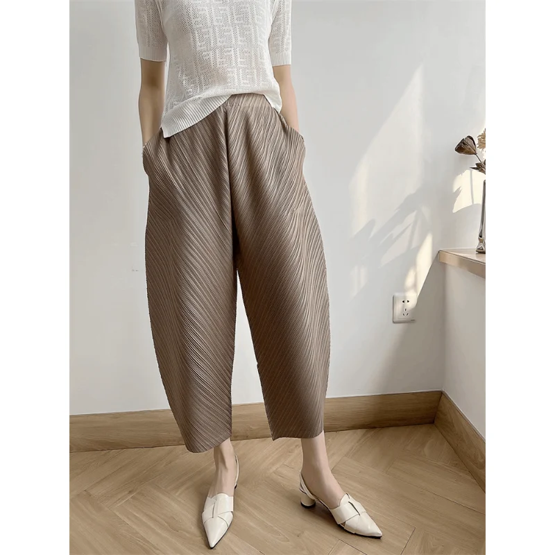

Pleated pants women 2023 new elastic fabric banana pants fashion versatile pleated wide leg pants solid loose pants female