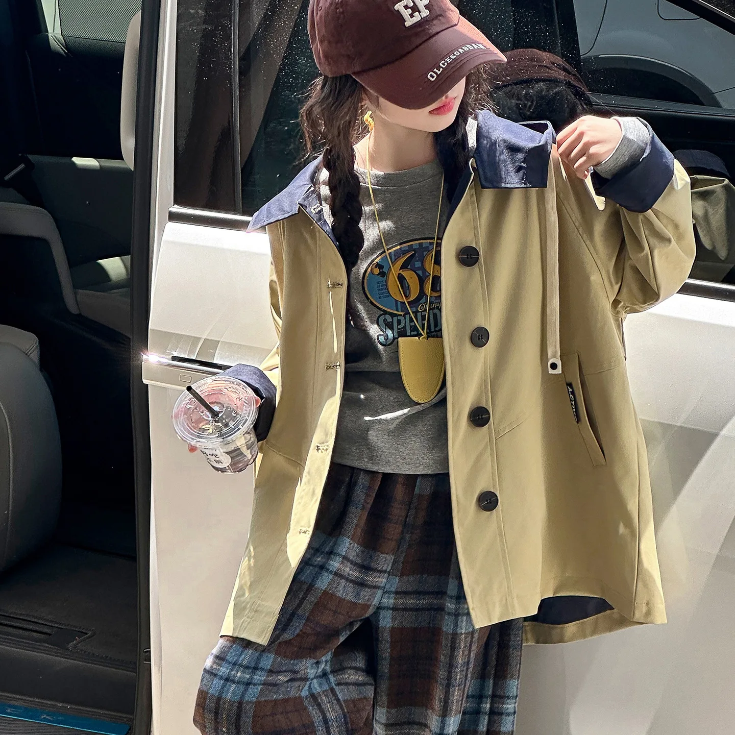 

Girls Outerwear Spring and Autumn Korean Version Casual Fashion Versatile Patchwork Collar Hooded Windbreaker Temperament