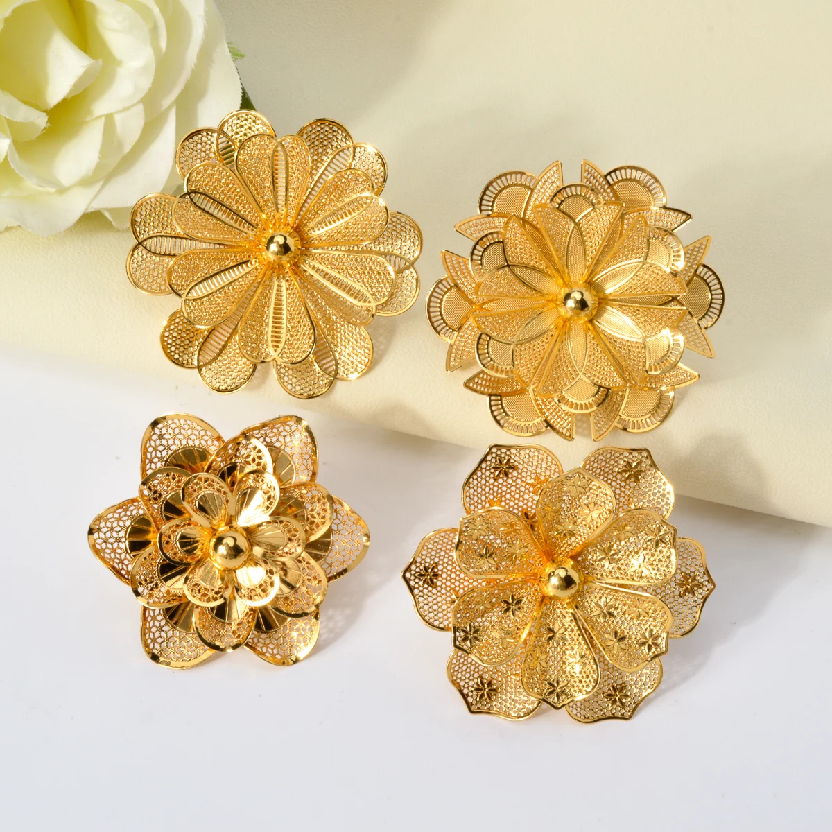 Dubai Flower Gold Color  Rings For Women Wedding Turkish Nigerian Bride Indian Brazilian Fashion African Hawaiian Jewelry