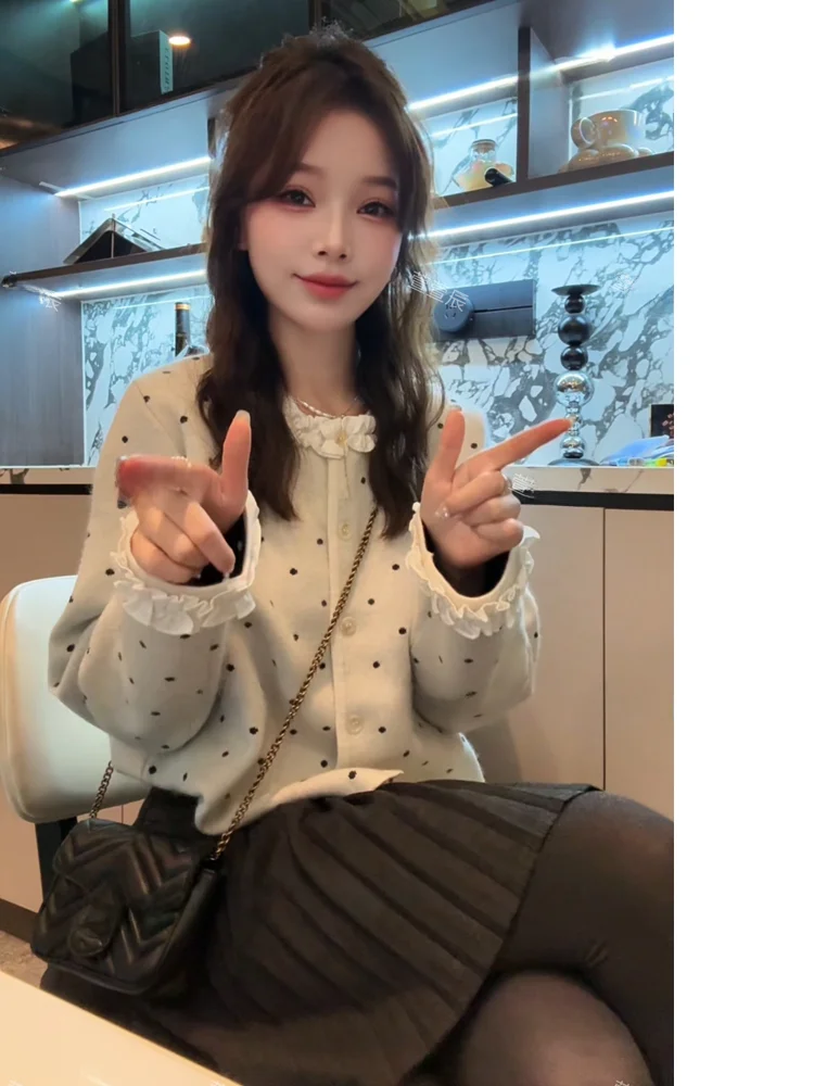 

Xuanxuanchen Peppy Anne Женская трикотажная верхняя одежда Thi Long Sve Повседневная мягкая нейлоновая ткань с узором в горошек Теплая одежда...