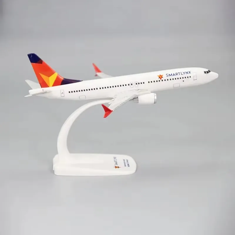 1:200 Scale Plastic B737 MAX8 SMARTLYNX Airlines ABS Plastic Airplane Aircraft Plane Model Assembly Resin for Collection