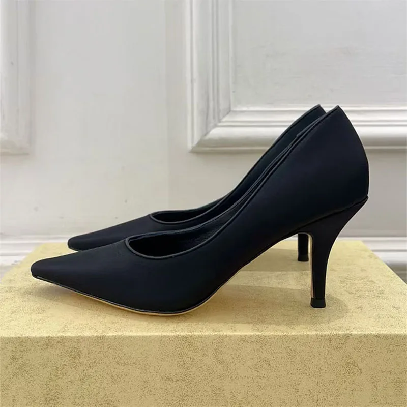 black satin 8cm