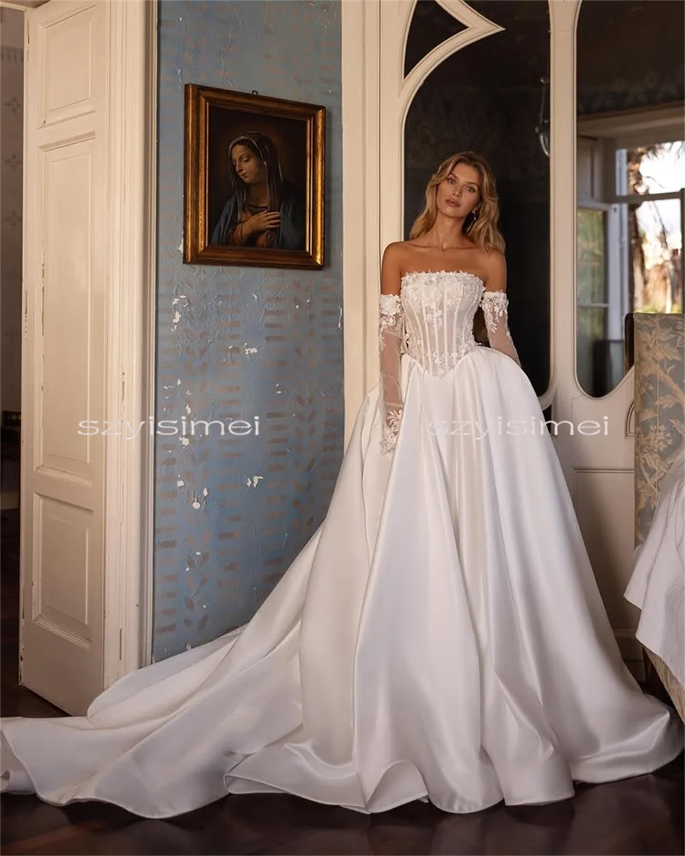 Stunning Strapless A Line Wedding Gown With Lace Customized Sleeves Back Zipper Bridal Dress For Wedding robe de mariée