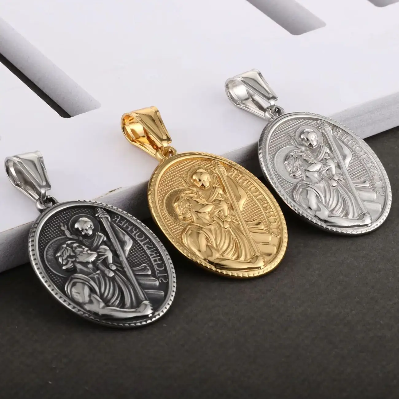 Diyalo 3 ألوان الفولاذ المقاوم للصدأ سانت كريستوفر قلادة تميمة عقد دي اي واي تأكيد الأسرار مجوهرات الإغاثة الدينية