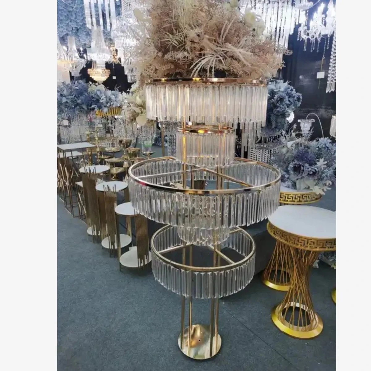 2pcs)5 Tiers High Trending Metal Centerpiece Stand Gold Flowers Stand Wedding Table Centerpiece