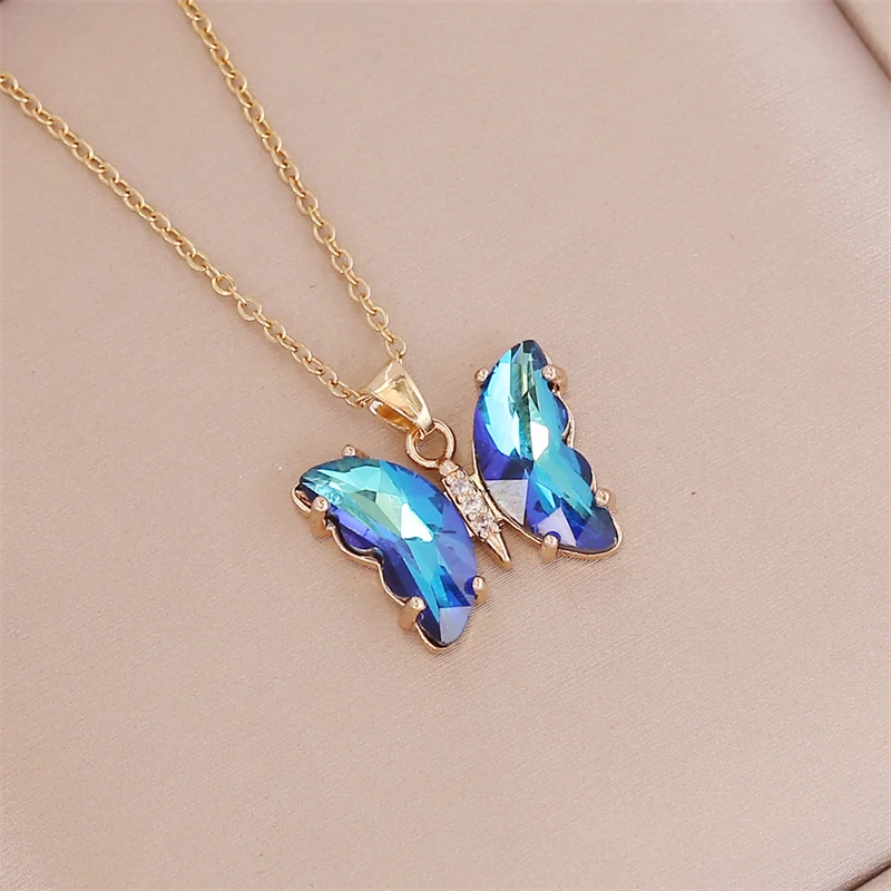 Exquisite Luxury Crystal Butterfly Charm Necklace Colorful Insect Charm Collar Chain Women\'s Fashion Jewelry Accessories Gift