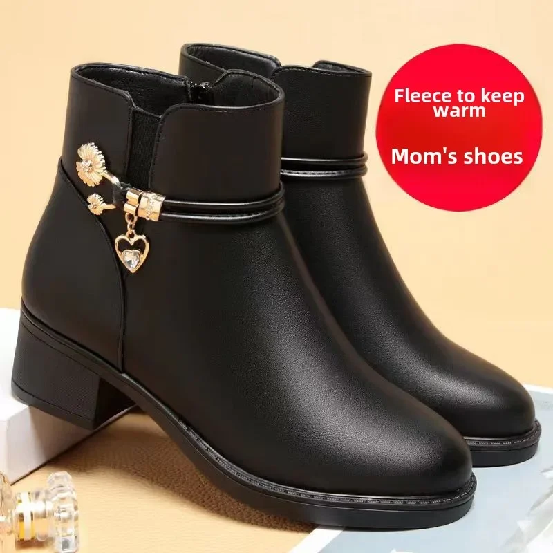 

Winter Boots Women's Waterproof Warm Leather Mother Cotton Boots Fashion Black Mid Heel Plush Snow Boots Soft Sole Short Boot 43