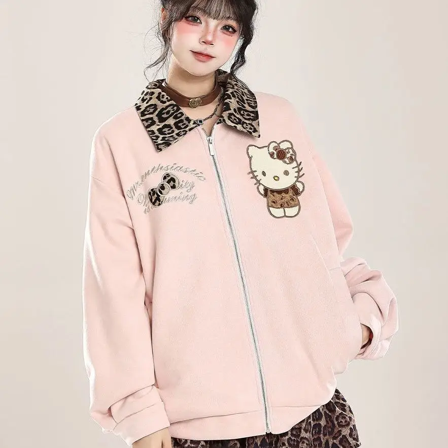 

Sanrio Hello Kitty, весна 2025, новая стильная куртка для девочек, трендовая бейсбольная форма с воротником-стойкой, милое свободное пальто на молнии с вышивкой