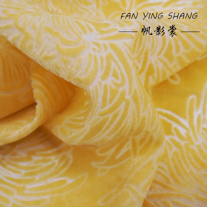 2026 Yellow Chrysanthemum Burnt Out Velvet Fabric For Dress Telas Para Costura Tissus Couture ткань Cloth Material Sewing view 3
