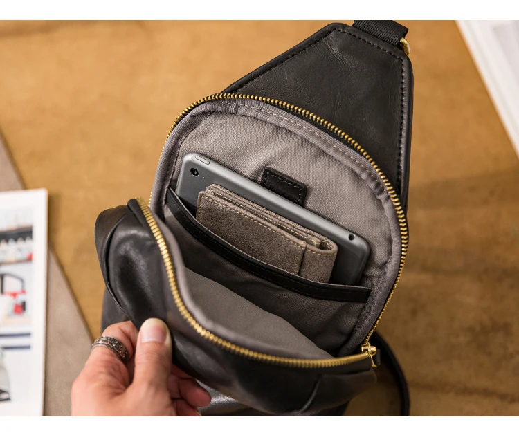 Organizers designers handmade tanned cowhide men's chest bag fashion vintage luxury genuine leather motorcycle crossbody bag