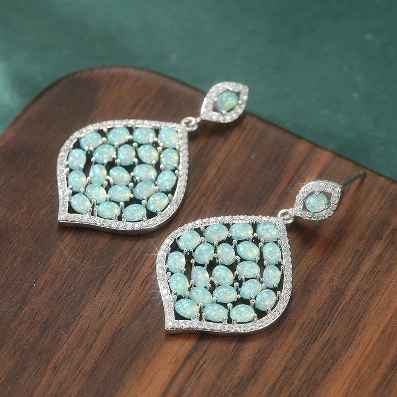 Elegante synthetische Regenbogen-Opal-Tropfenohrringe für Damen, modische, funkelnde Hängeohrringe, charmanter, temperamentvoller Schmuck – Detail 8