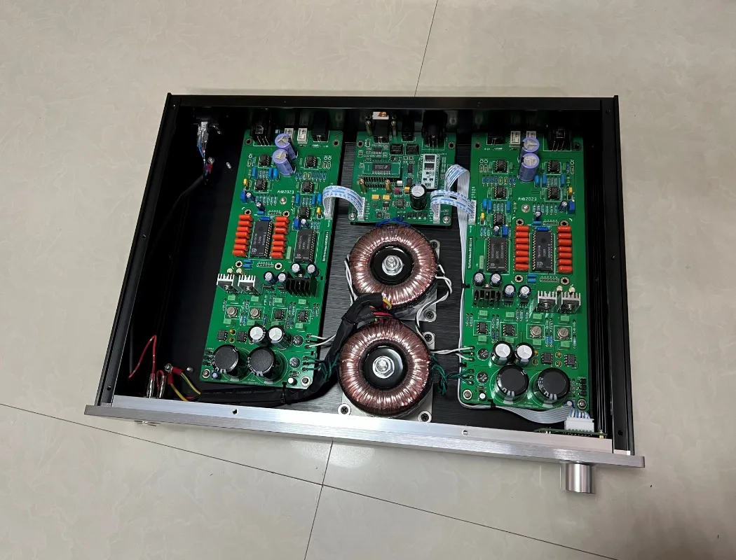 Balance 2 and 4 TDA1541 DAC decoders