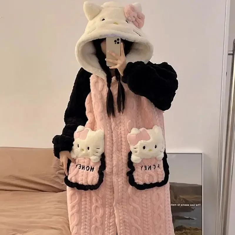 

Женский плюшевый пижамный комплект Hello Kitty 2025 из кораллового флиса, зимняя теплая термобелье для сна, уютная домашняя одежда для дома, наряд