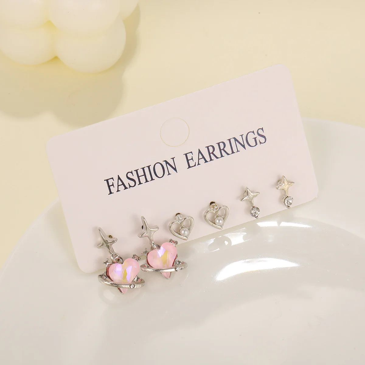 2/6Pcs Set Heart Stud Earrings Women's Personality Korean Fashion Y2K Pink Crystal Temperament Star Earrings Piercing for Ears