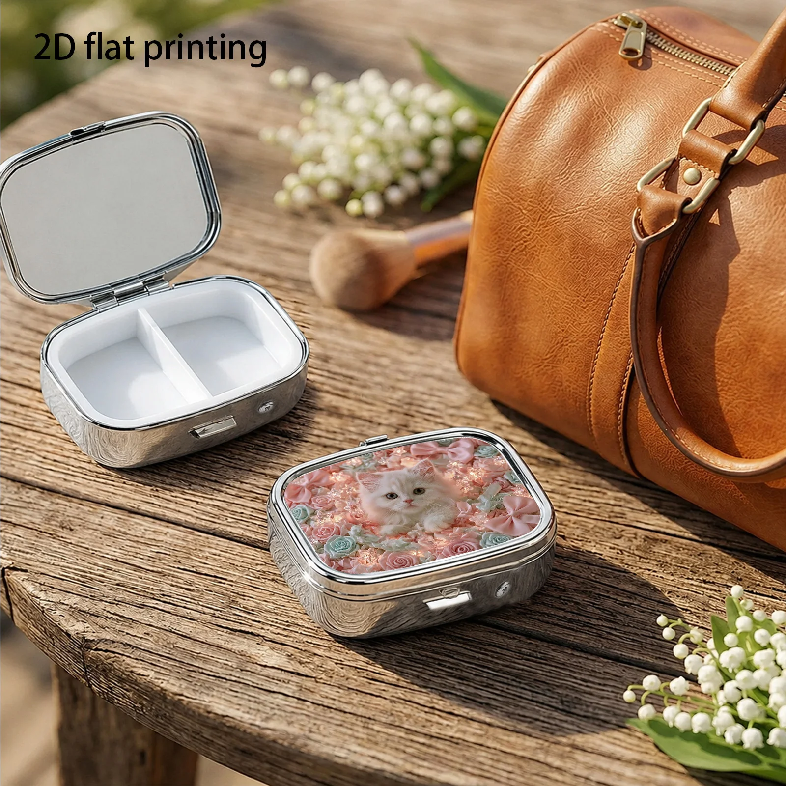 Soft Pink Three-Dimensional Rose Design with Cute Milky White Kitten Pattern, Small Square Two-Compartment Pill Organizer, Portable Medicine Storage, Can Also Be Used as a Household Portable Organizer, Decorative Box, Perfect for Handbags, Wallets, and Travel, Metal Storage Box, Small Jewelry Organizer, Holiday Gifts, Souvenirs, Prizes, Small Gifts