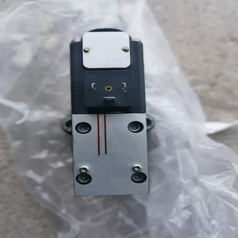 

Совершенно новый оригинальный пропорциональный регулирующий клапан RZMO-REB-P-NP-030/100 RZMO-REB-P-NP-030/210 RZMO-REB-P-NP-030/315