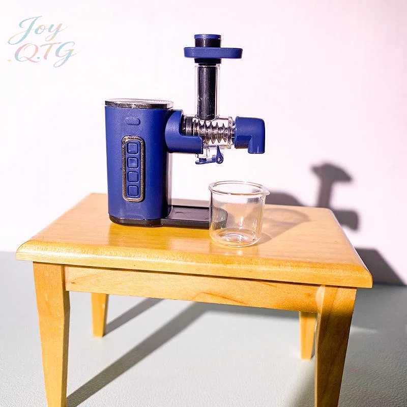 New 1 Set Mini Food Play Fruit Juicer Machine 1:12 Scale Dollhouse Miniature Juicer Blender Simulation Model Scene Decoration