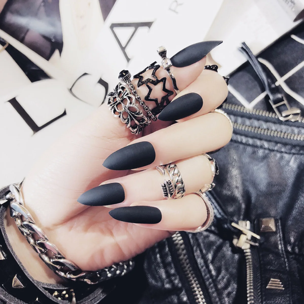 

24pcs False Nails Fake Patch Decorative Pointy Black Stickers Women Nail Art Decals DIY Supplies For Party Holiday Event