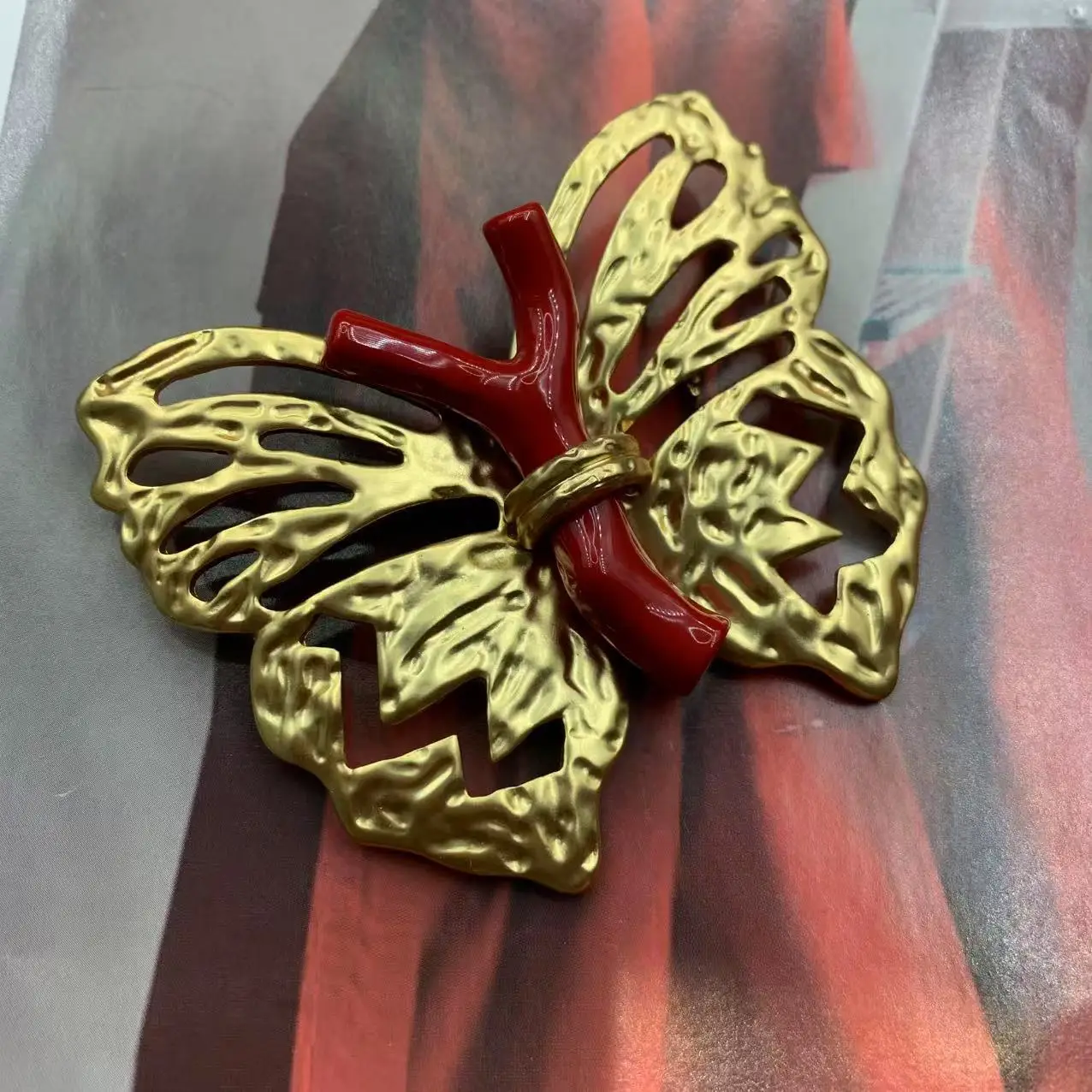 Vintage Enamel Butterfly Brooch,Antique Brass and Resin Elegant Pin for Shawl, Coat & Blouse,Handcrafted Jewelry Gift for Women