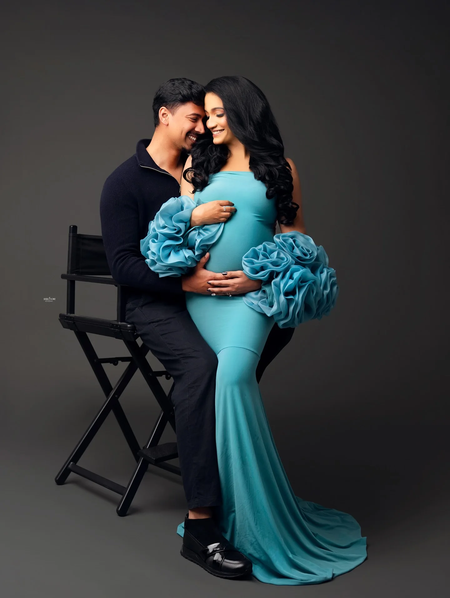 ティールブルーのマタニティドレス 花柄ラップ付き ストレッチマーメイドマタニティドレス 写真撮影 フリル 3Dフラワー 妊娠ドレス撮影