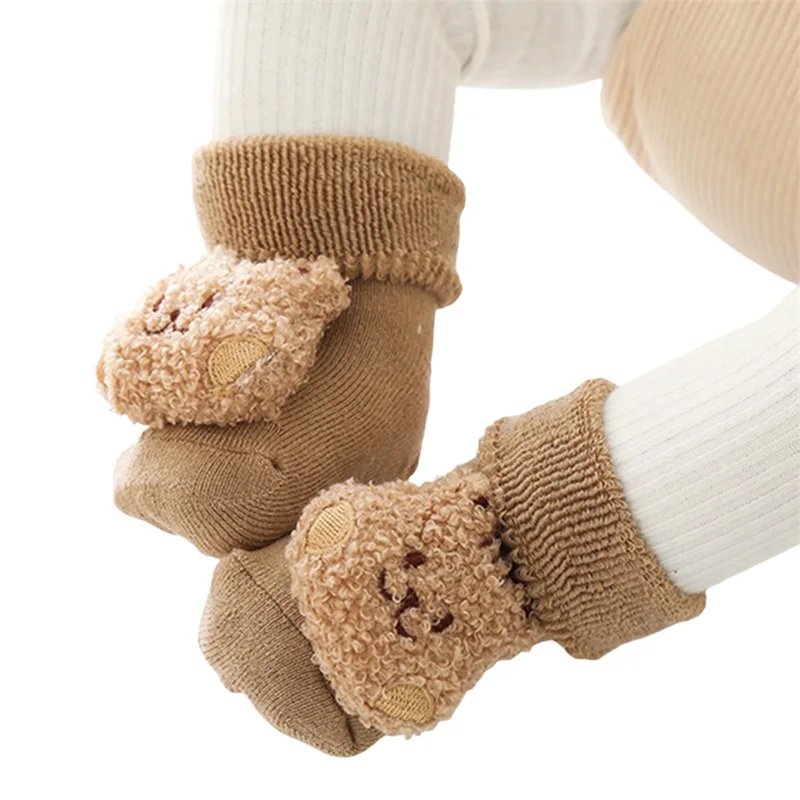 Thumbnail 3 - #57 Winter Socks Comparison Guide