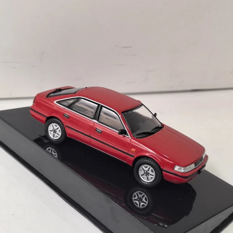 

IXO 1/43 масштаб 626 1987, модель автомобиля из сплава, статическая коллекция, украшенные праздничные подарки, игрушки, сувенирный подарок