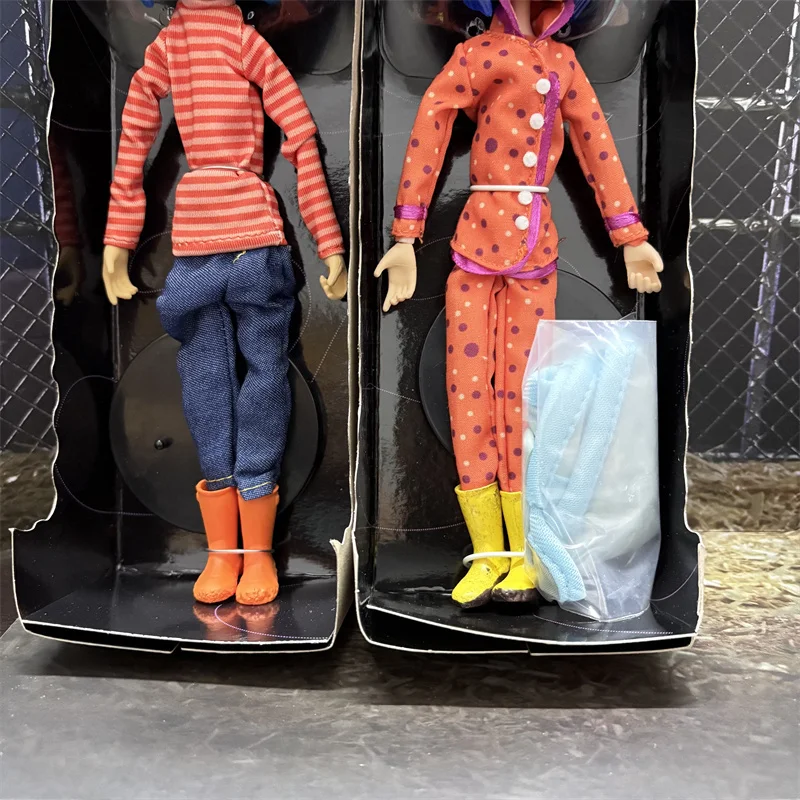 NECA Coraline Puppe Anime Gelenkfigur Der Geheime Regenmantel Pullover In Gestreiftes Hemd Spielzeug LA Mädchen Dekoration Modell Spielzeug Geschenke – Detail 23