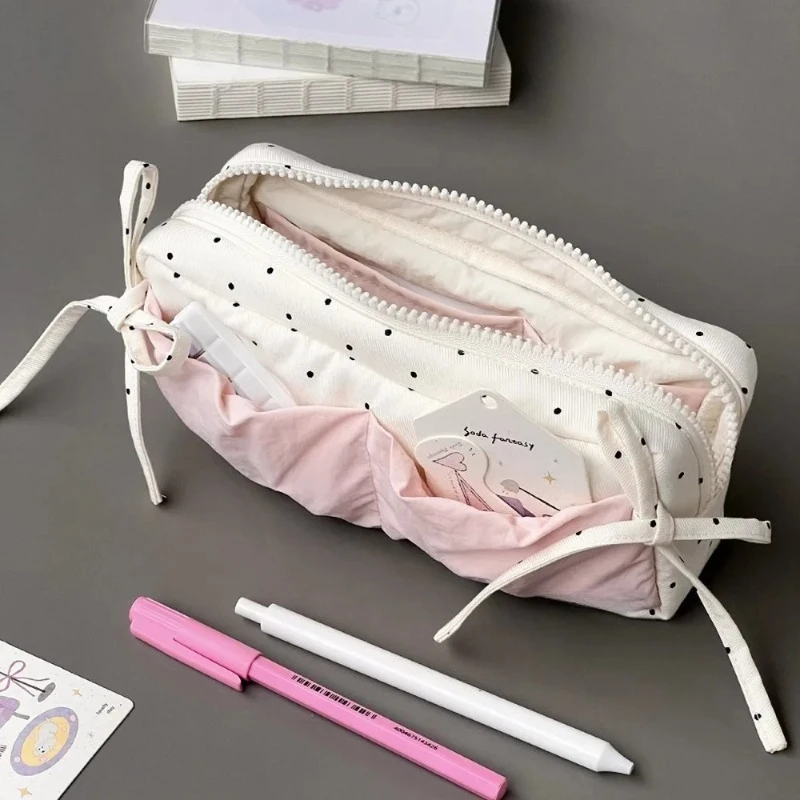 Simple and Niche Cute Snow-white Polka Dot Pencil Bag Large Capacity Student Pencil Box Makeup Storage Bags Stationery