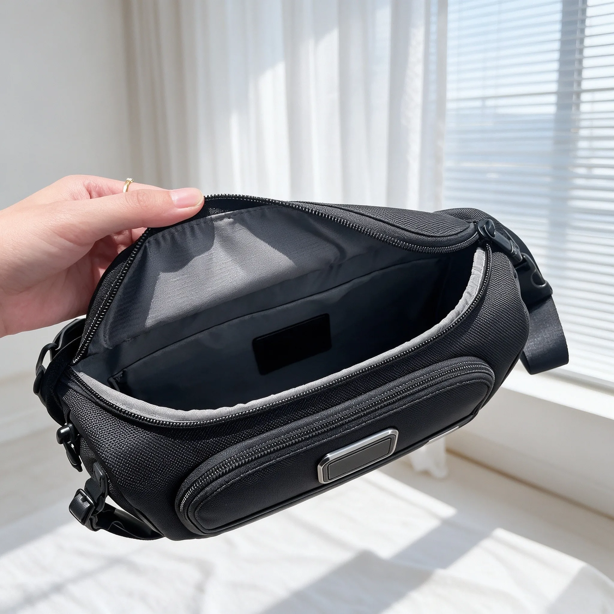 Men's Ballistic Nylon Sling Bag, Lightweight Casual Crossbody Chest Waist Pack for Commute view 3