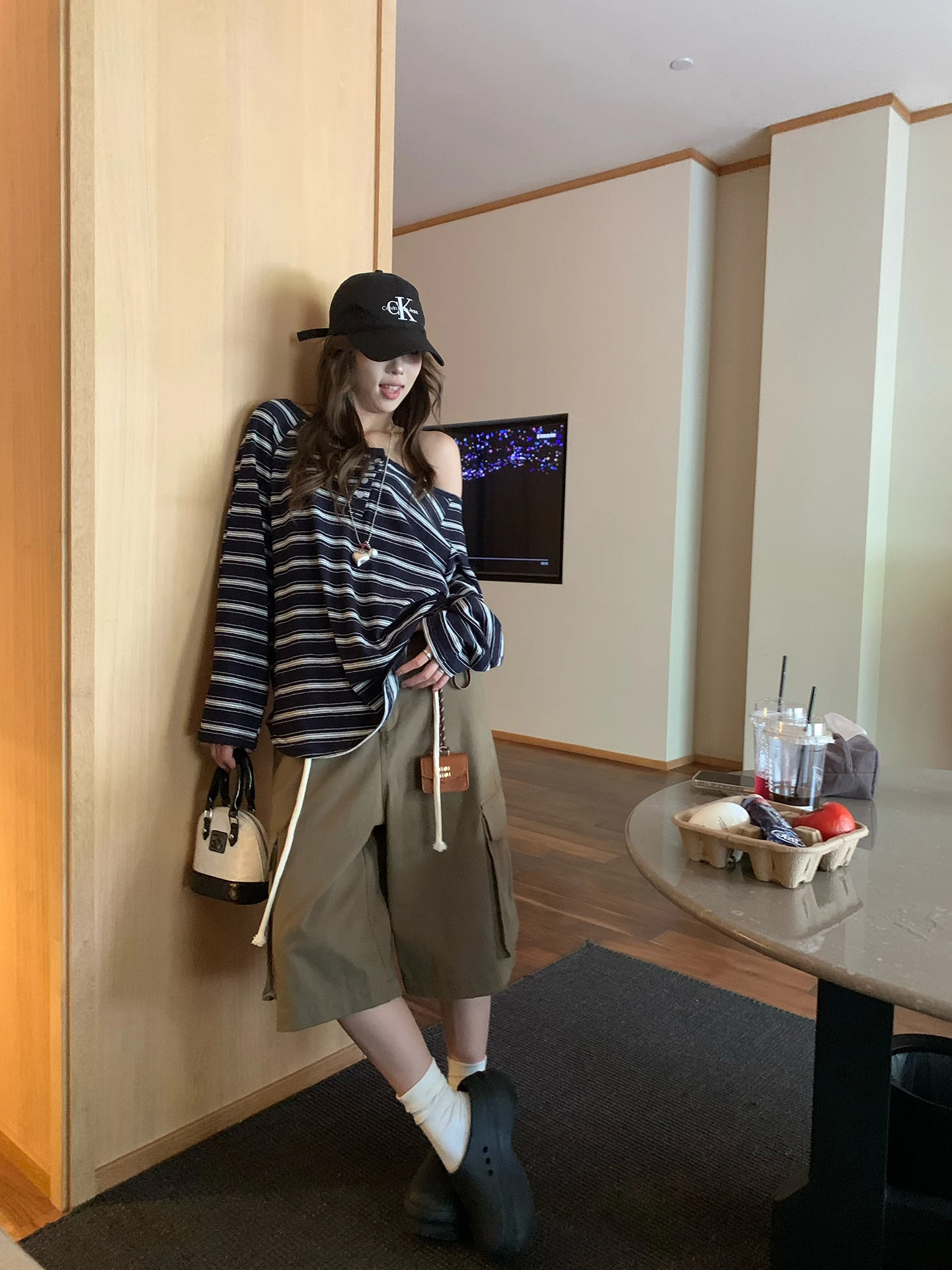 

Женские повседневные шорты Huanghuangjia Dstring Workwear с широкими штанинами, высокой талией, прямым кроем, хлопковые, летние, новинка