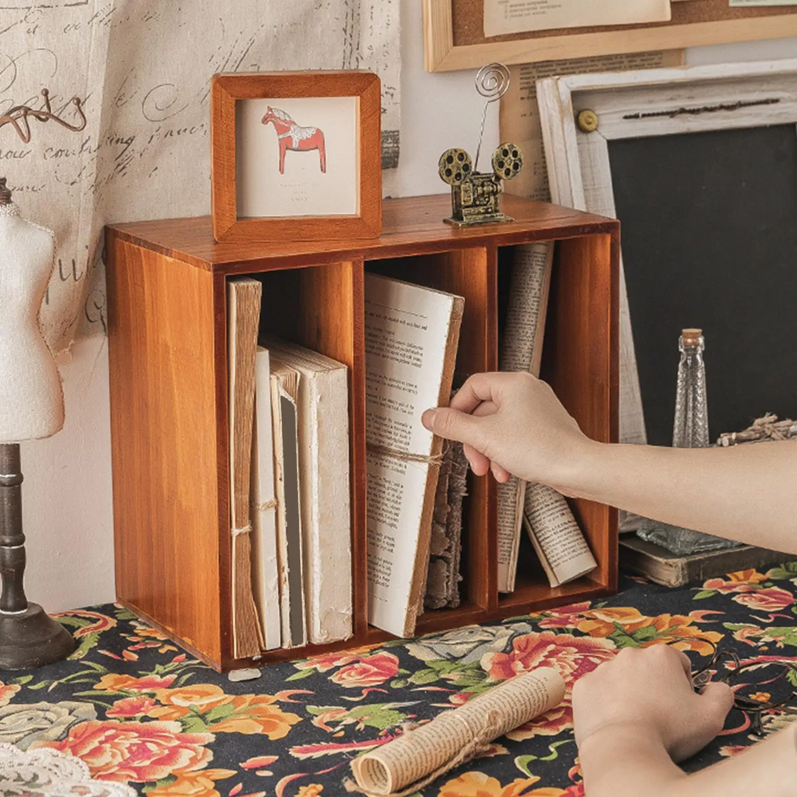 

Book Holder Display Shelf Sturdy Magazine File Holder for Home Letter School