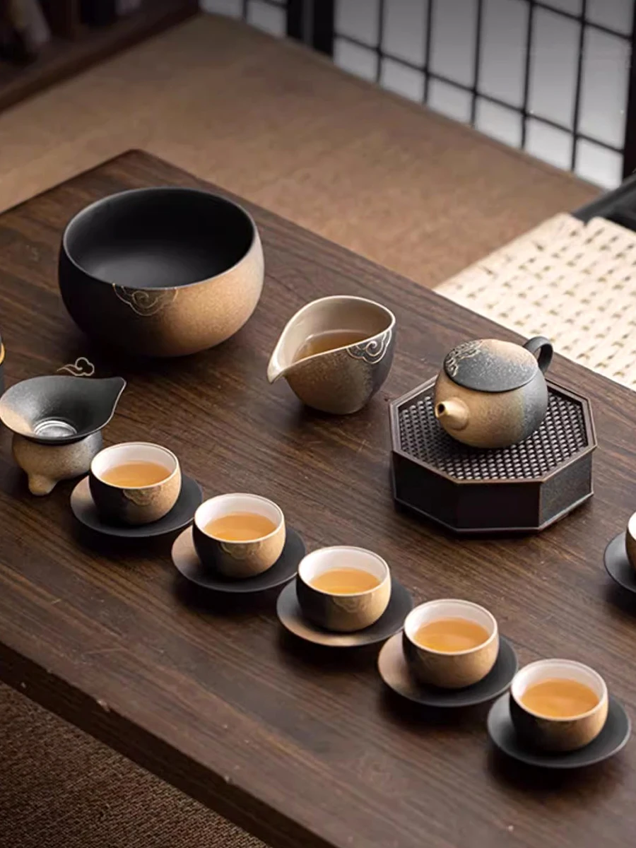 

Новый ретро-набор для чаепития Кунг-фу 2025 года: роскошный чайный сервиз из керамики, полный комплект для заваривания чая, подарочная коробка, современный китайский стиль