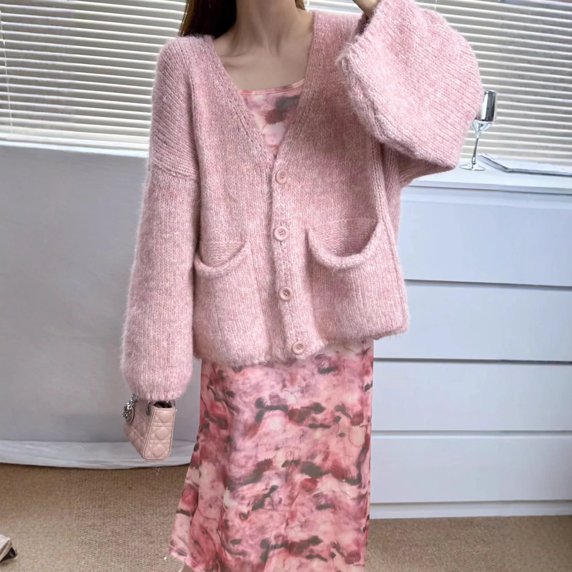 

Knitted Cardigan Sweaters Women Solid Jumpers Pocket V Neck Long Sleeves Single Breasted Loose Thick Casual 2025 Autumn Winter