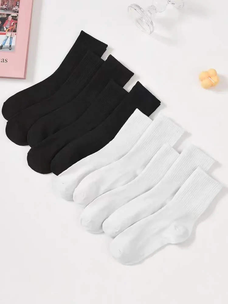 10 Pairs Solid Colour White Socks for Men High Tube Middle Stockings Fashionable and Classical Socks Set