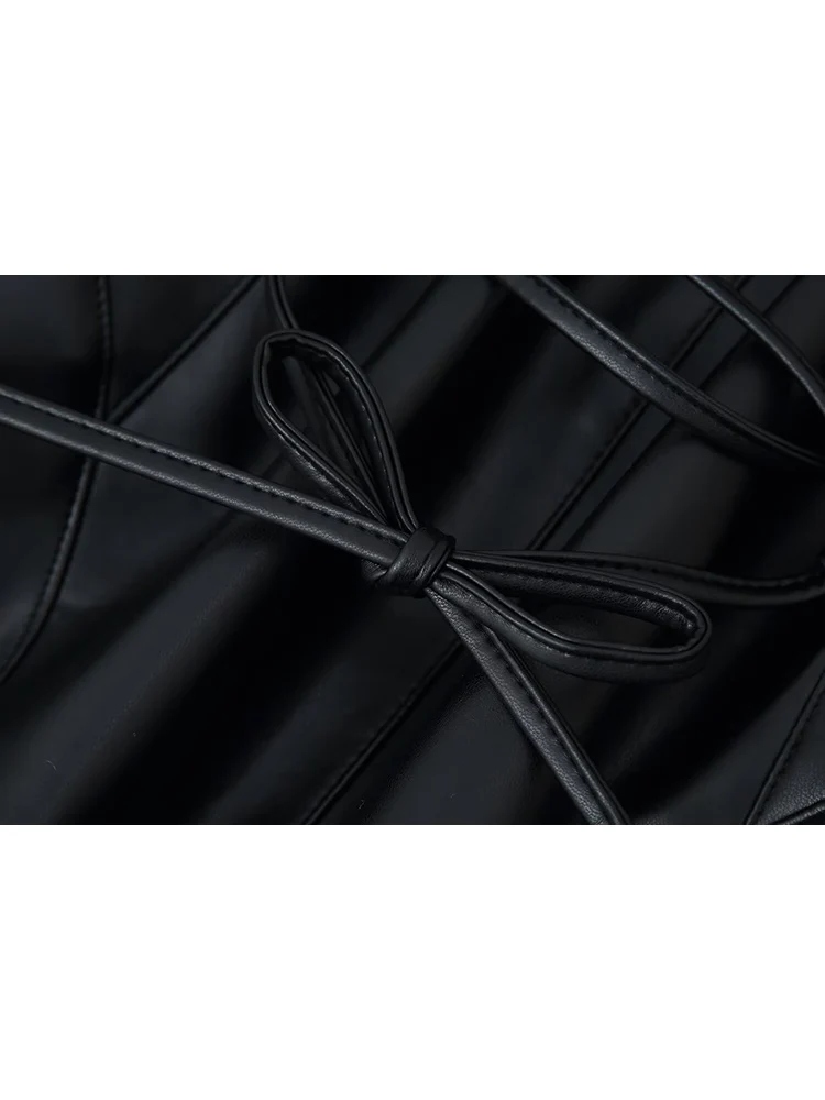 سترة شتوية من الجلد الصناعي من TFMLN للنساء سترة عصرية من جلد البولي يوريثان وياقة من الفرو ملابس خارجية للسيدات بأكمام طويلة سترة دافئة ضيقة