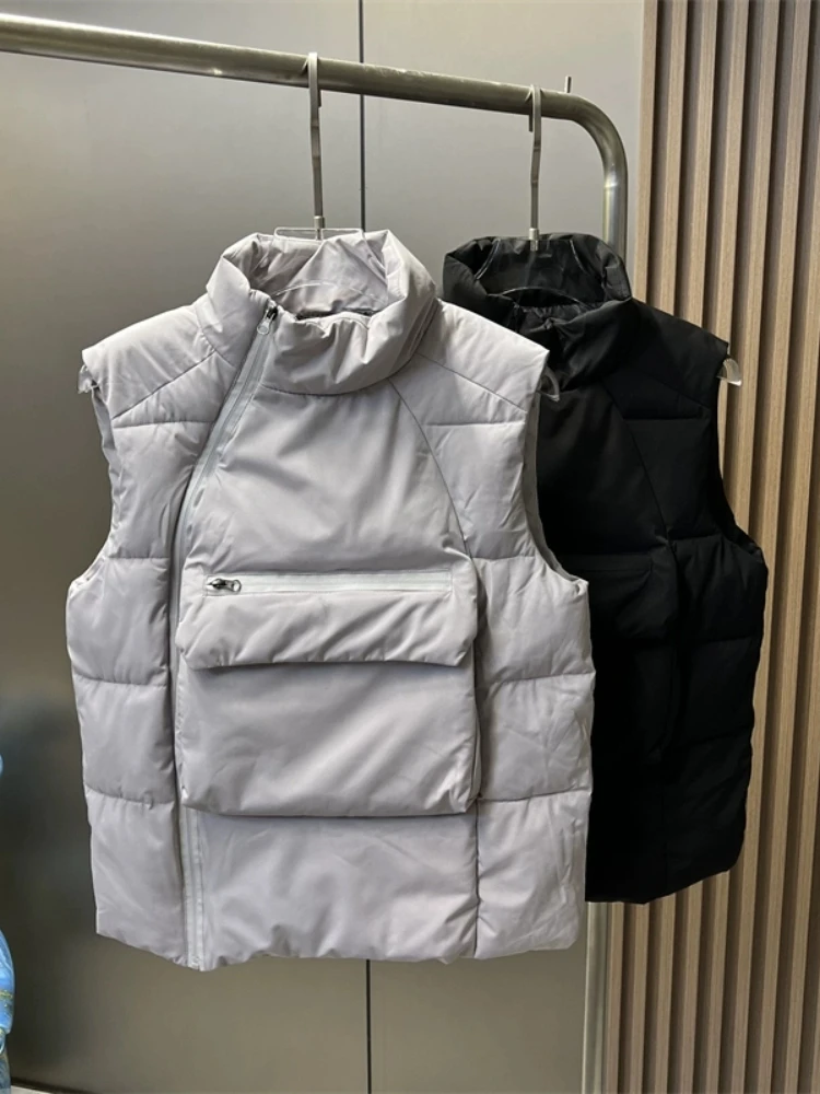 Men's Casual Vest Autumn Winter New Style Big Pocket Diagonal Zipper Warmth Workwear Fashion Brand Shoulder Popular Internet