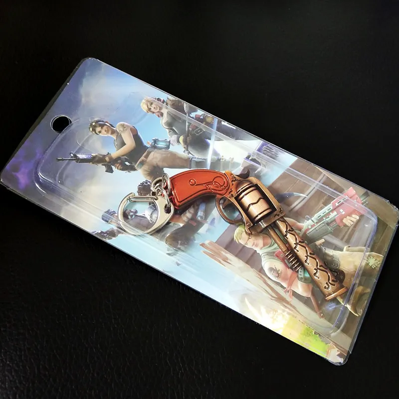 7.5cm/2.95in Peace Game Peripherals Bastion Mini Pistol Keychain Weapon Models Creative Backpack Pendant Boys Toys Gifts Crafts