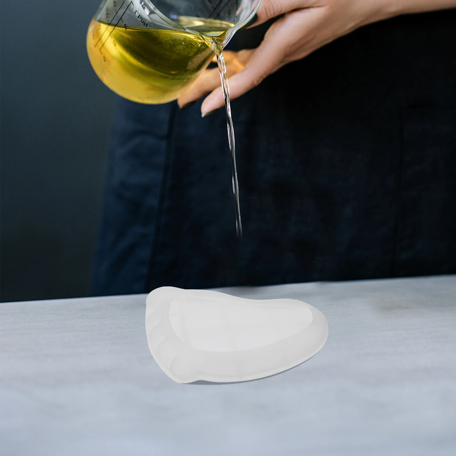 

Foot Printing Silicone Mold for DIY Ashtray Resin Craft Making Non-Stick High Tear Strength Smooth Finish Molds for Handicrafts