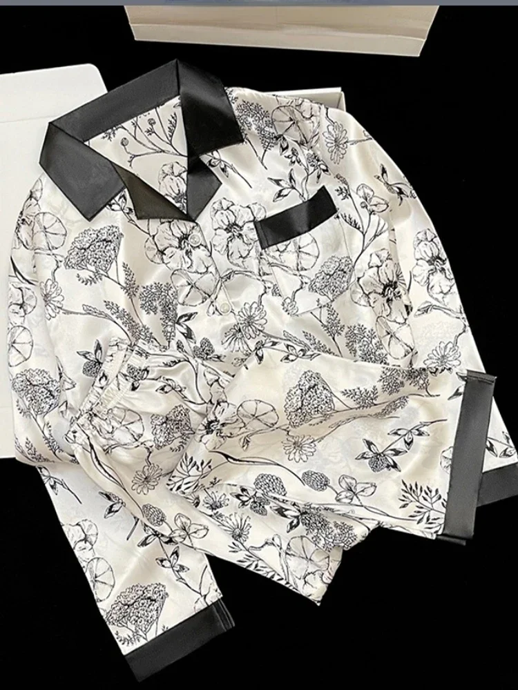 Pijamas clásicos chinos con estampado de flores y pintura de tinta para mujer, salones de estética artística elegante, ropa de casa de seda simulada, primavera 2025