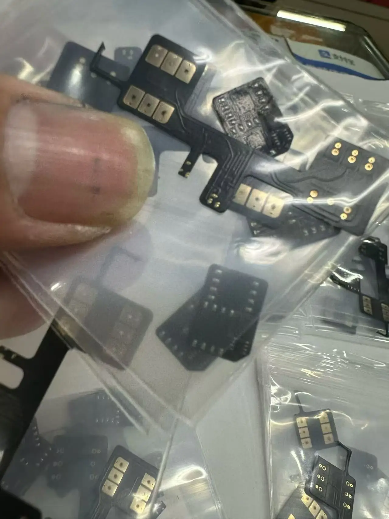 Bandeja de tarjeta SIM de 17 air con cable integrado Super Snow IC para iphone17 air