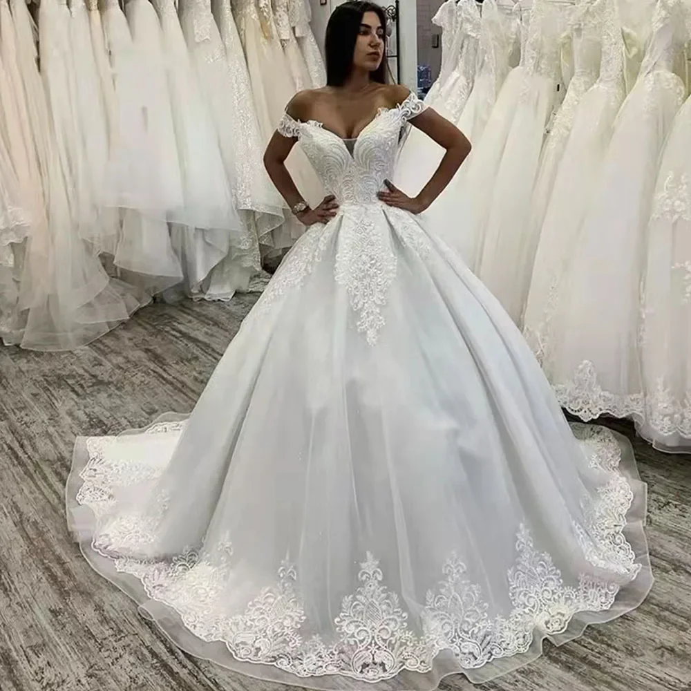 볼 가운 오프숄더 웨딩드레스 V넥 코트 트레인 브라이덜 가운 아플리케 웨딩드레스 맞춤 제작